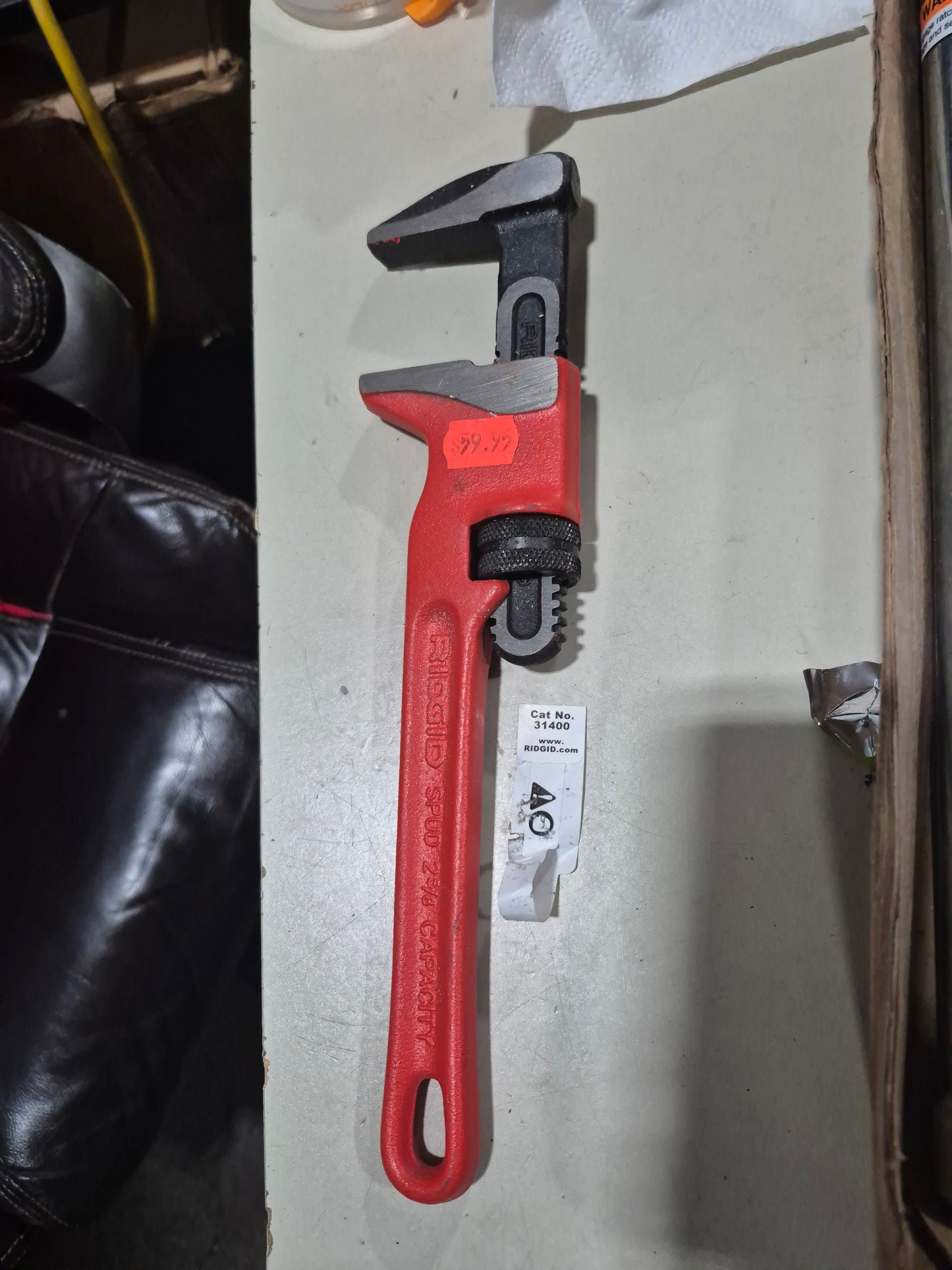 RIDGID 21400
12 in. Spud Wrench Plumbing Pipe Tool with Smooth, Narrow Jaws for 3/8 in. to 2-5/8 in. Pipe Capacity