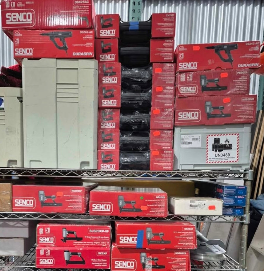 Senco TN21L1 21 Gauge Nailer pinner with case