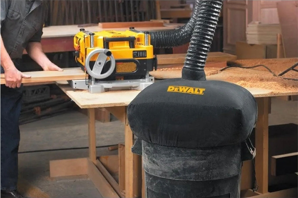 DEWALT Planer, Thickness Planer, 13" Inch, 3 Knife for Larger Cuts, 2-Speed 20,000 RPM Motor, Corded (DW735)