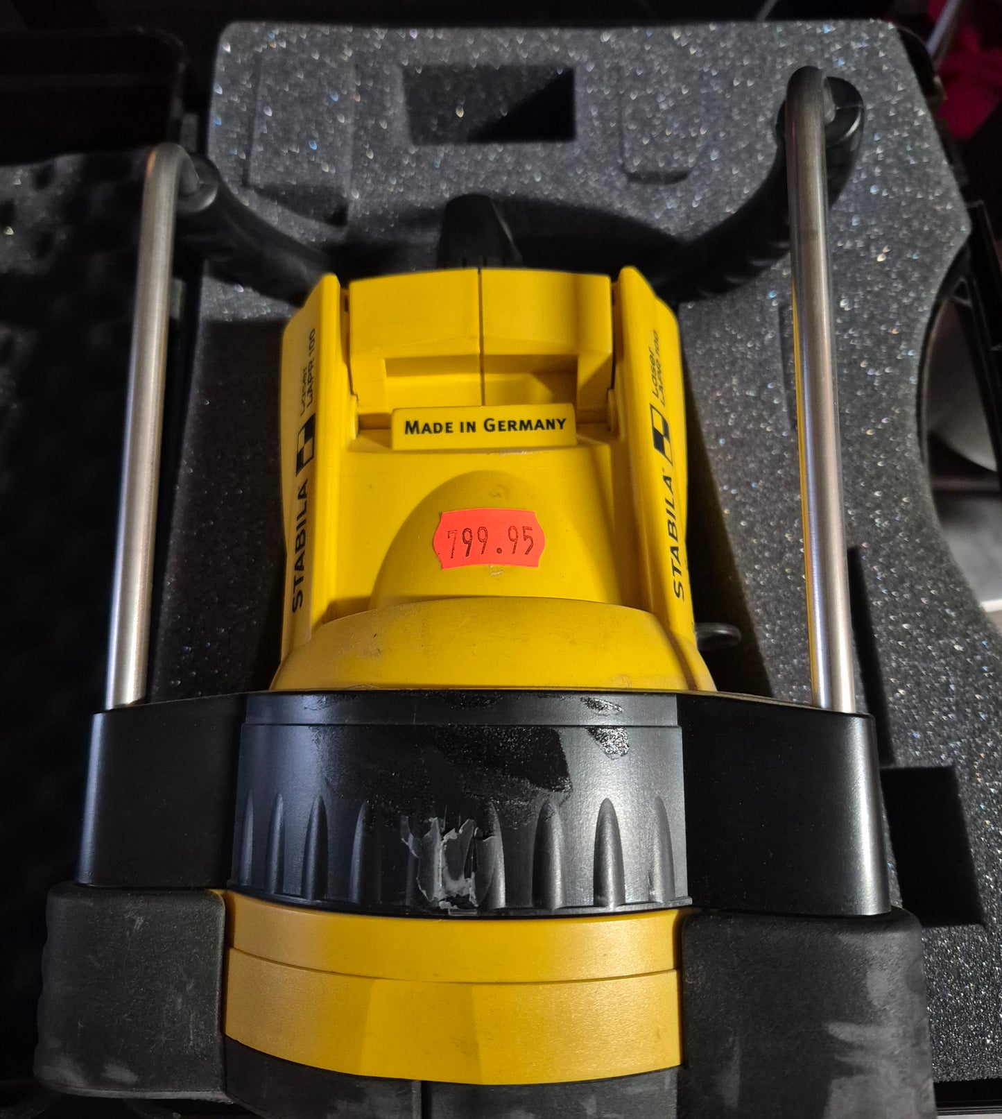 Stabila LARP 100 outdoor rotating Laser. Red laser level.(display, open box)