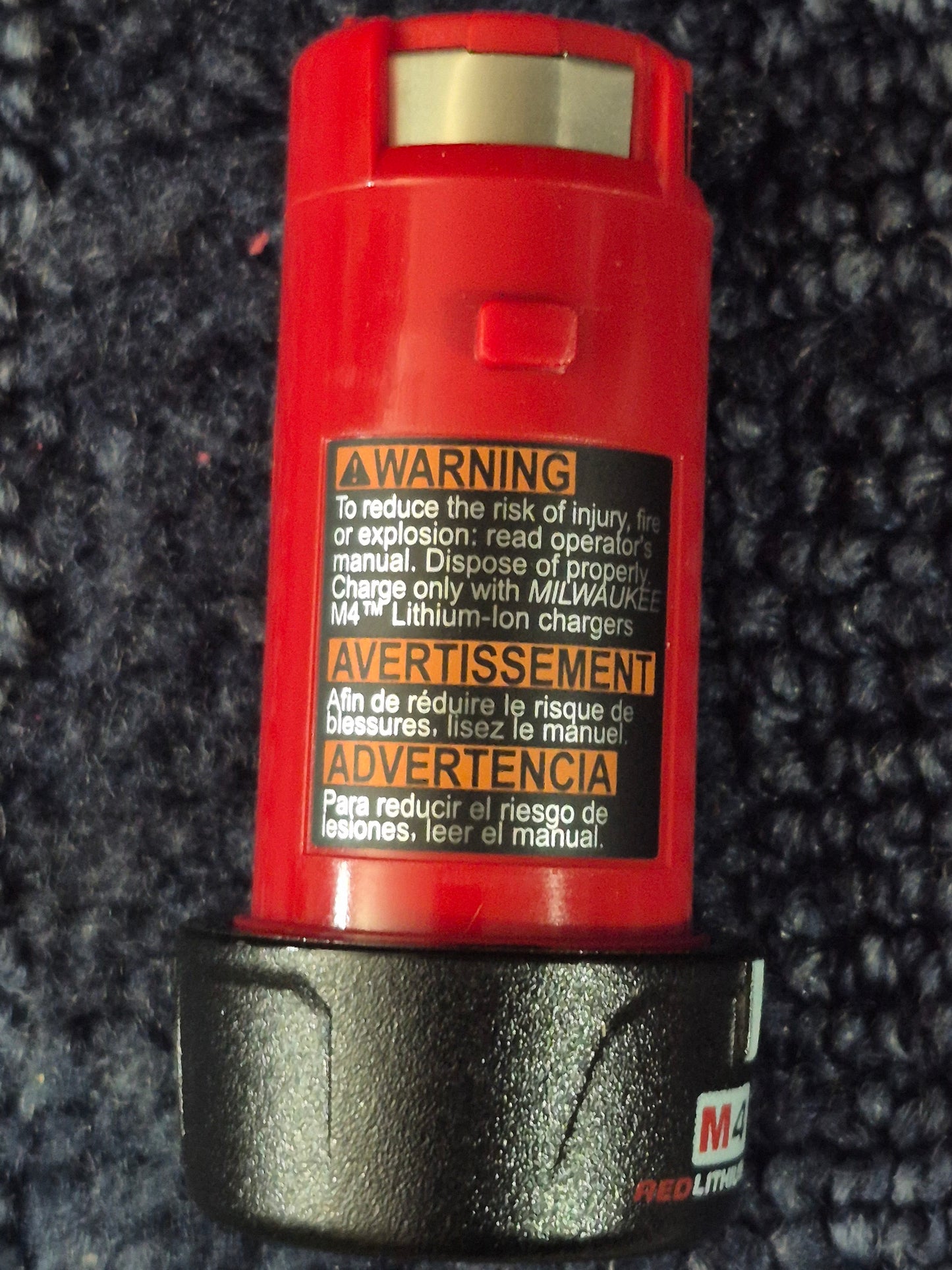 MILWAUKEE® 48-11-2001 is a 2.0 Ah REDLITHIUM Compact Battery Pack. The battery has up to 40% more run time than the previous 4-volt battery packs. The battery also delivers up to 50% more run-time than competition.