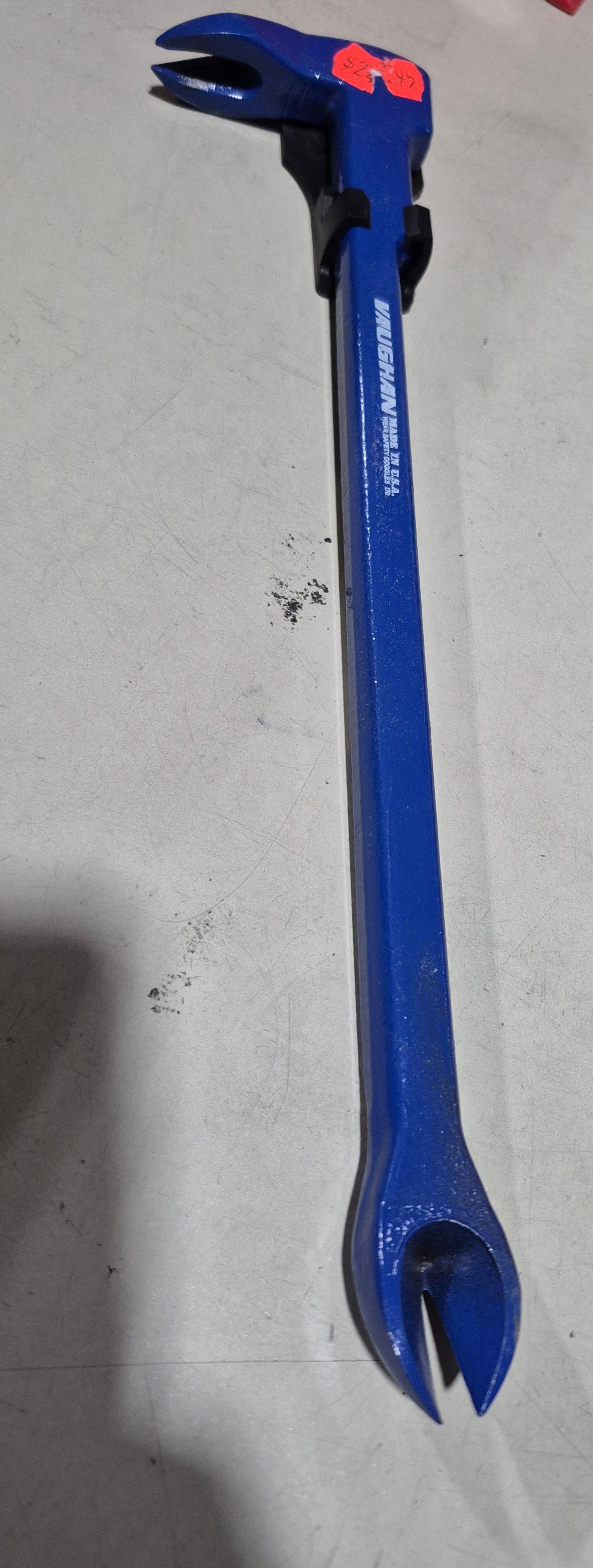 Vaughan pry bar 14"