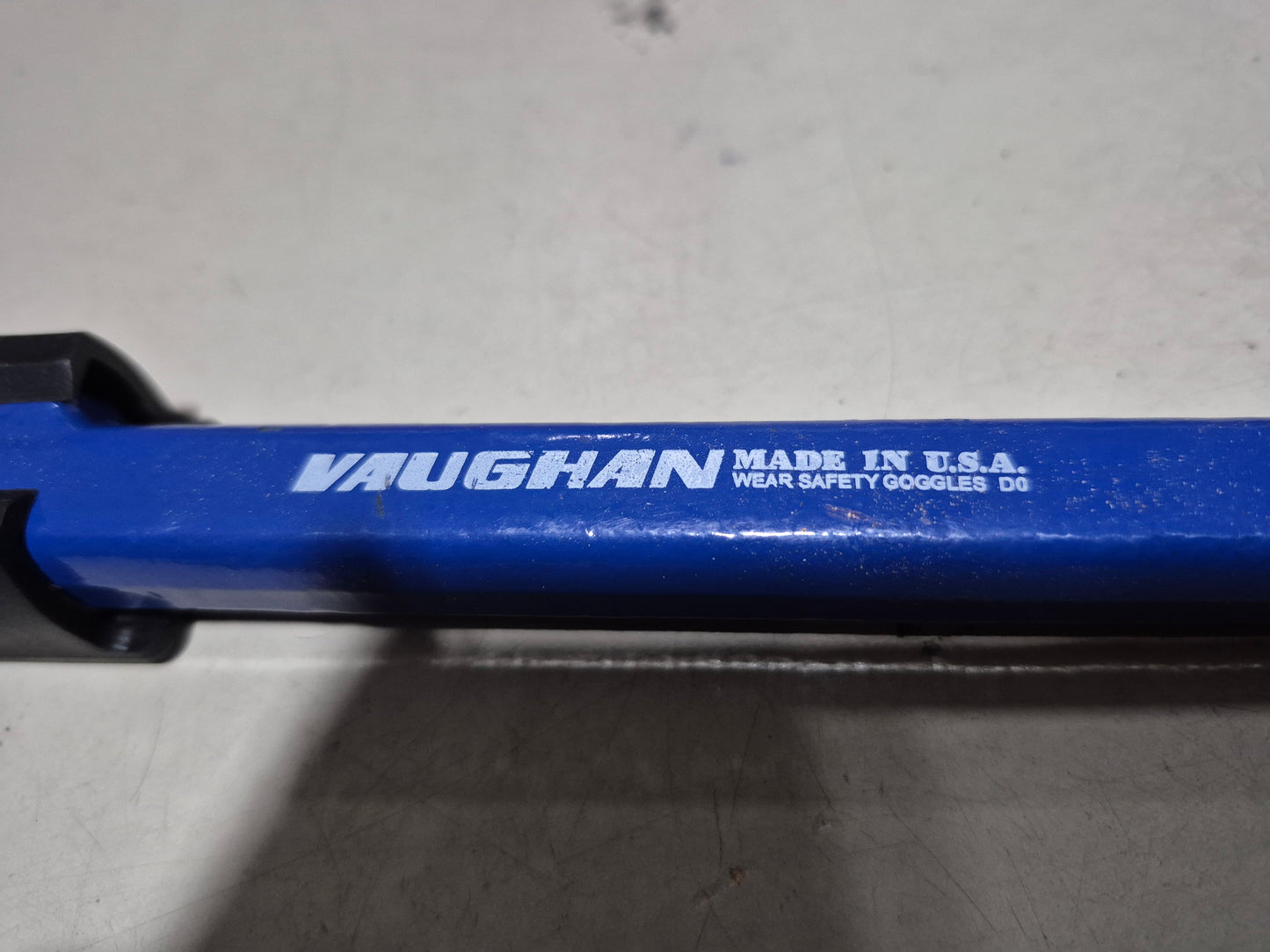 Vaughan pry bar 14"