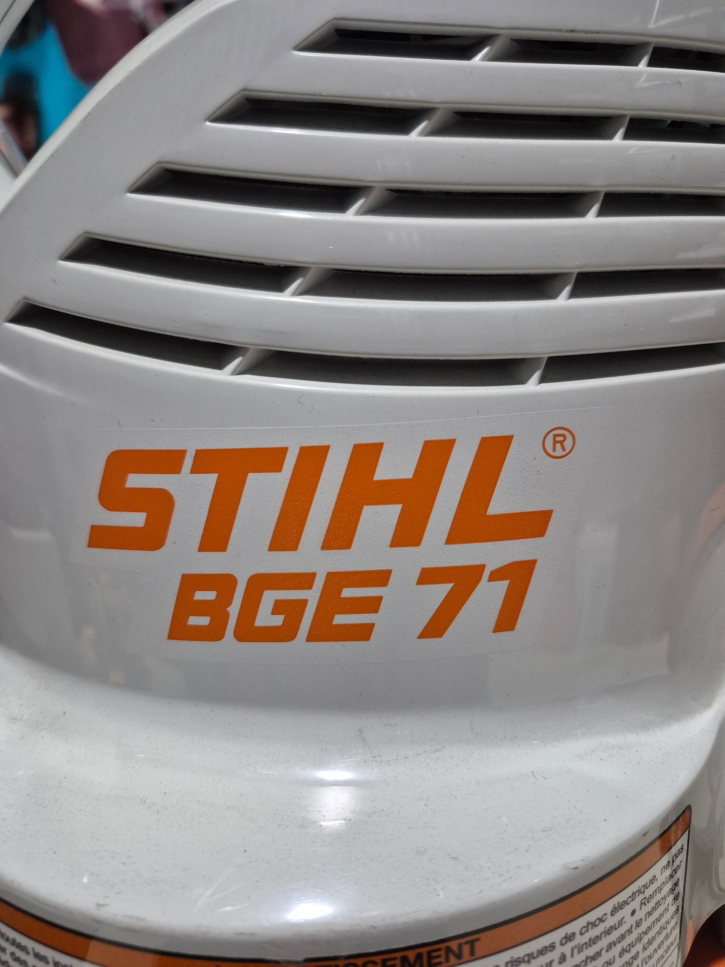 Stihl BGE 71 electric blower 9.2amp 120v (open box, display)