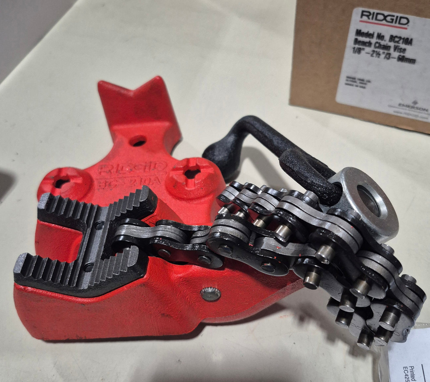 Ridgid 40185 BC210A Bench Chain Vise 1/8-2-1/2" / 3-60mm pipe bend 1/2" made in USA 🇺🇸