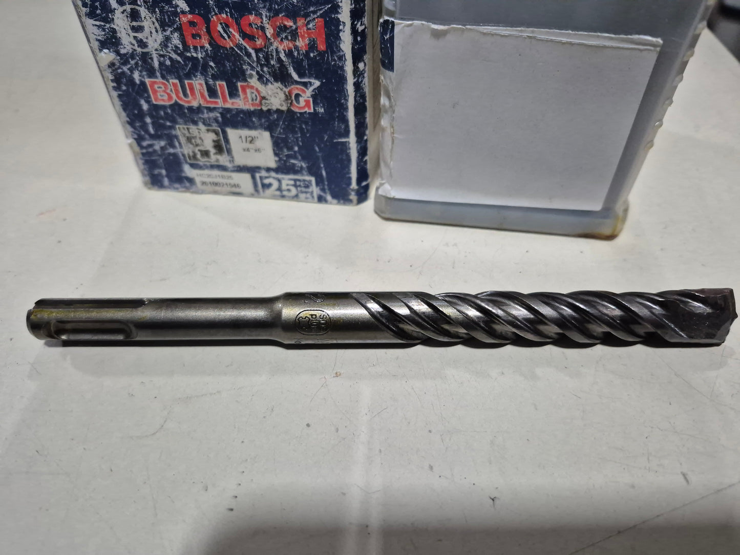 Bosch (28pcs)  1/2×4×7 sds-plus concrete bit hc2031 (bundled)