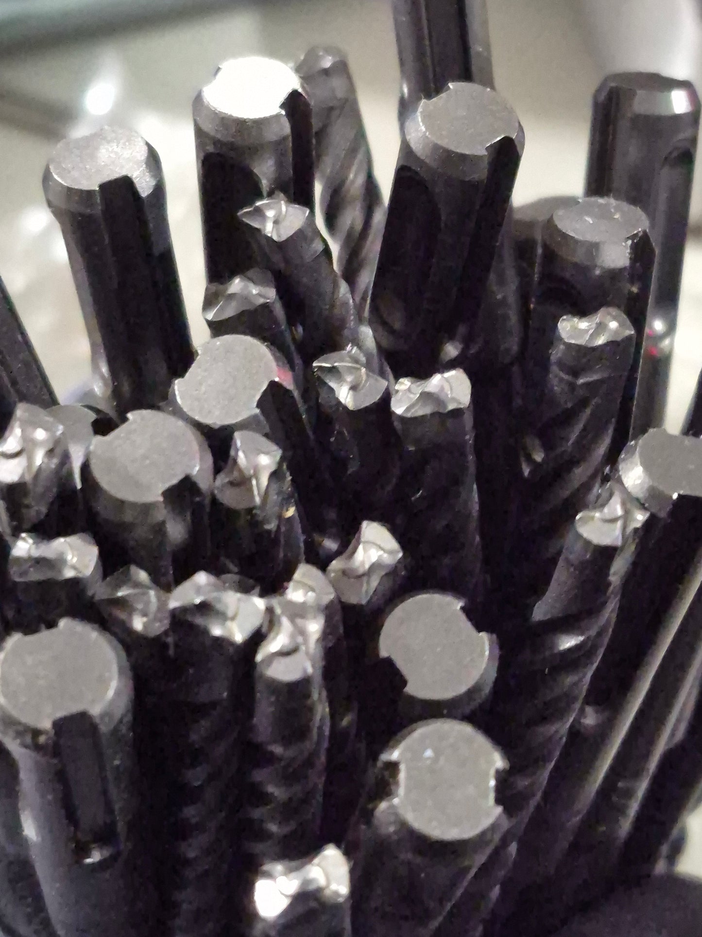 Bosch (37pcs) 1/4x4x6-1/2 sds plus concrete bit (bundled)