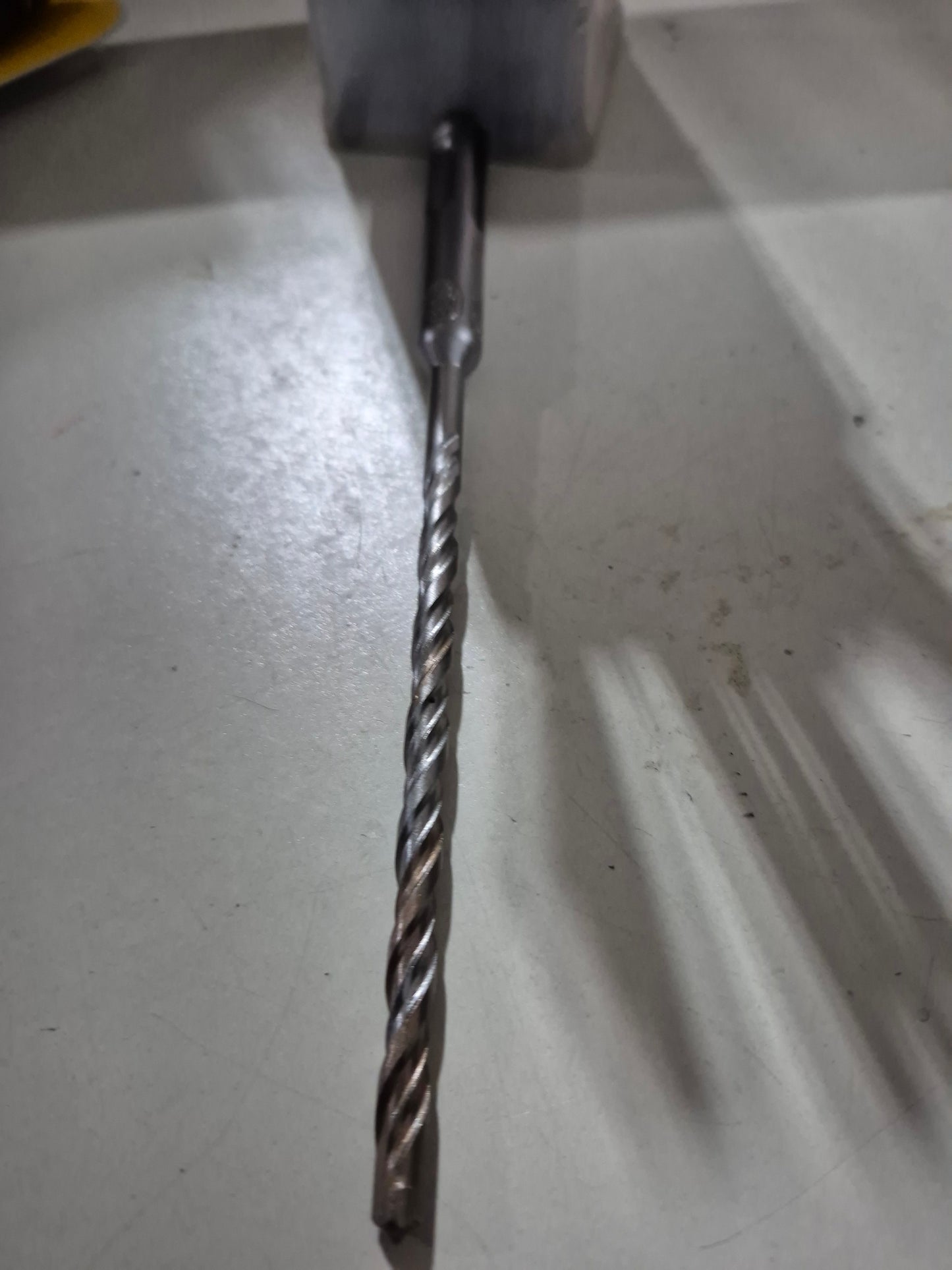 Powers (16pcs) 7/32x4x6 sds-plus bit for concrete (0675)