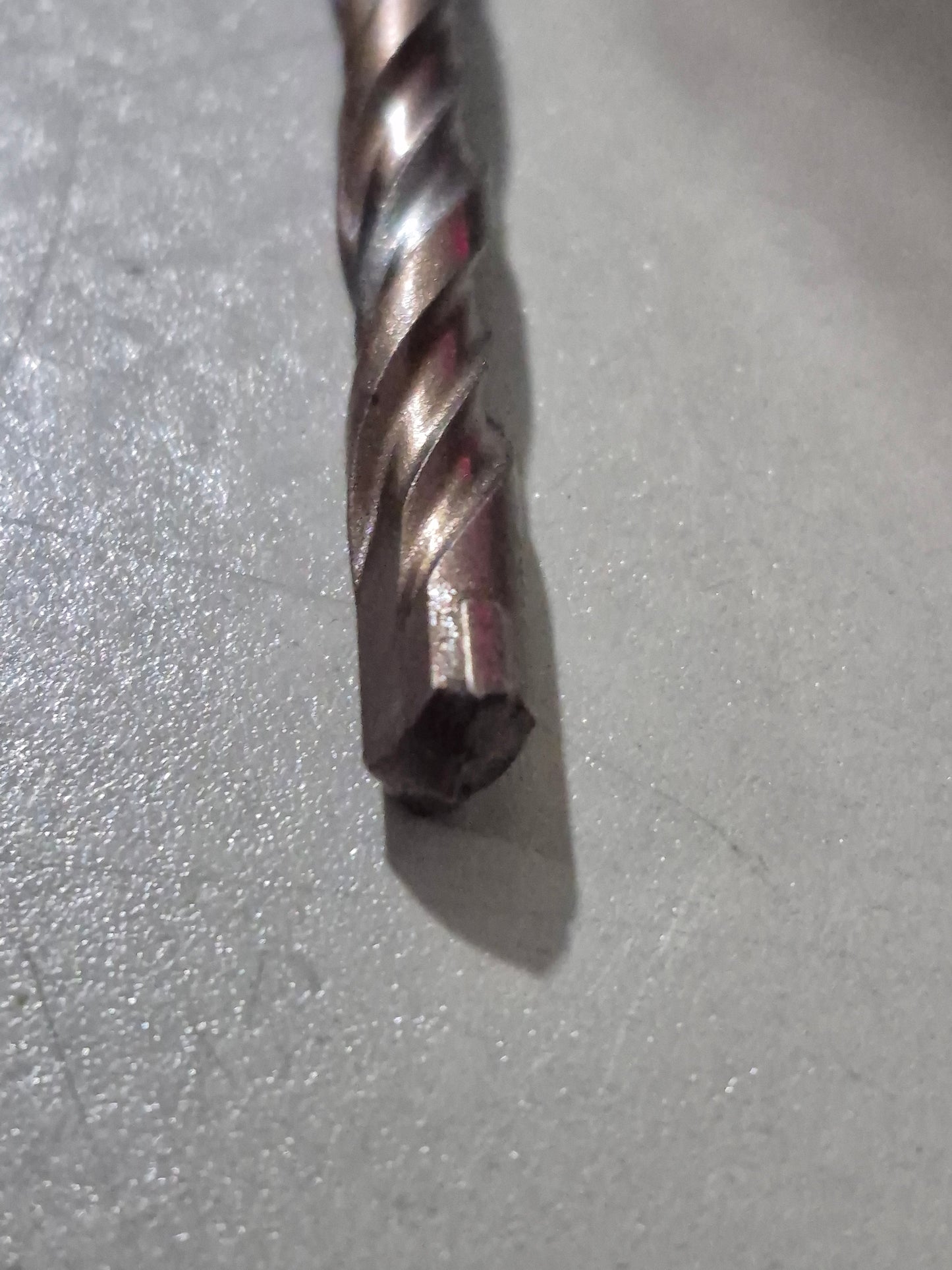Powers 7/32x4x6 sds-plus bit for concrete (0675)