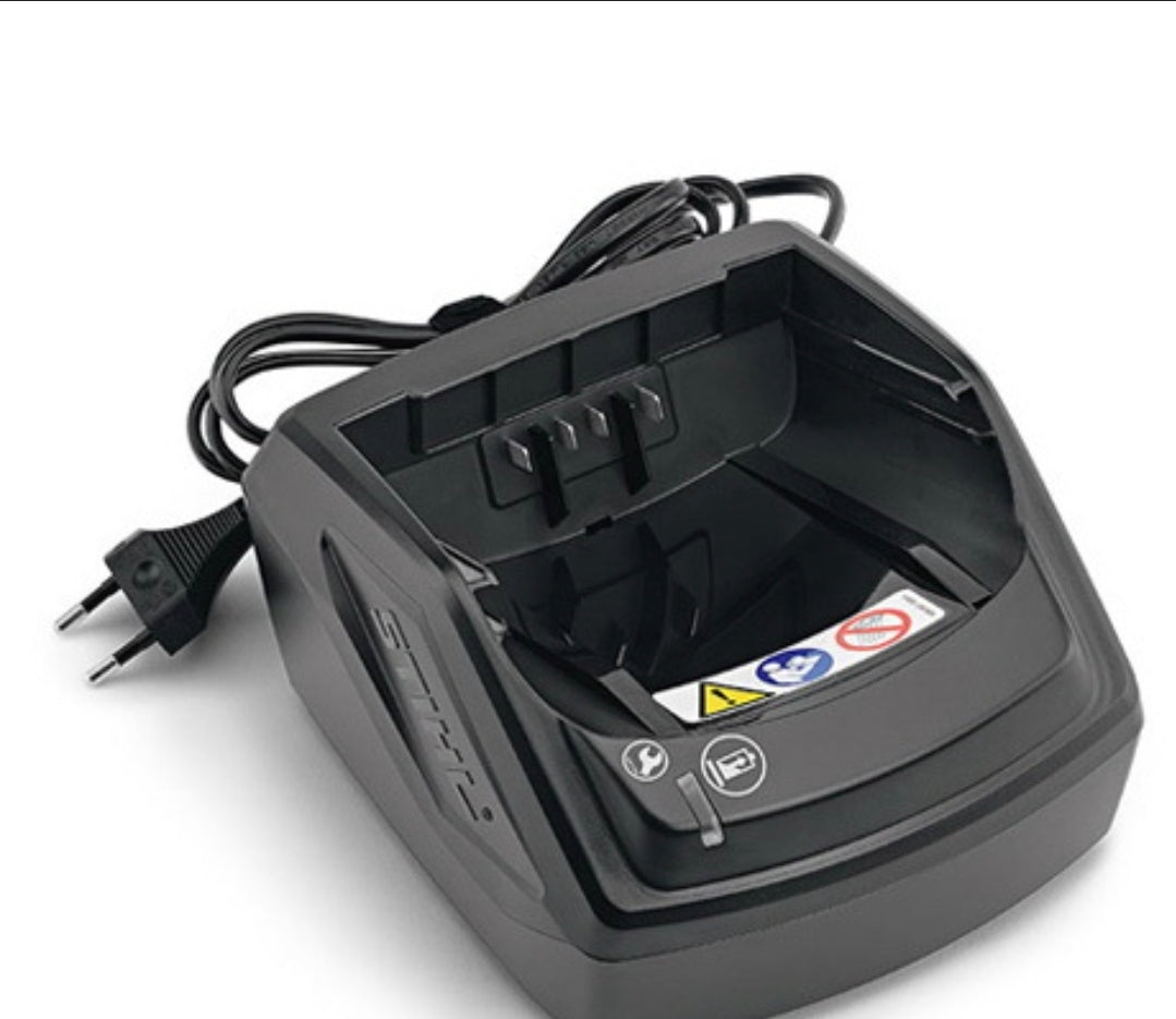 Stihl AL 101 charger open box AK series