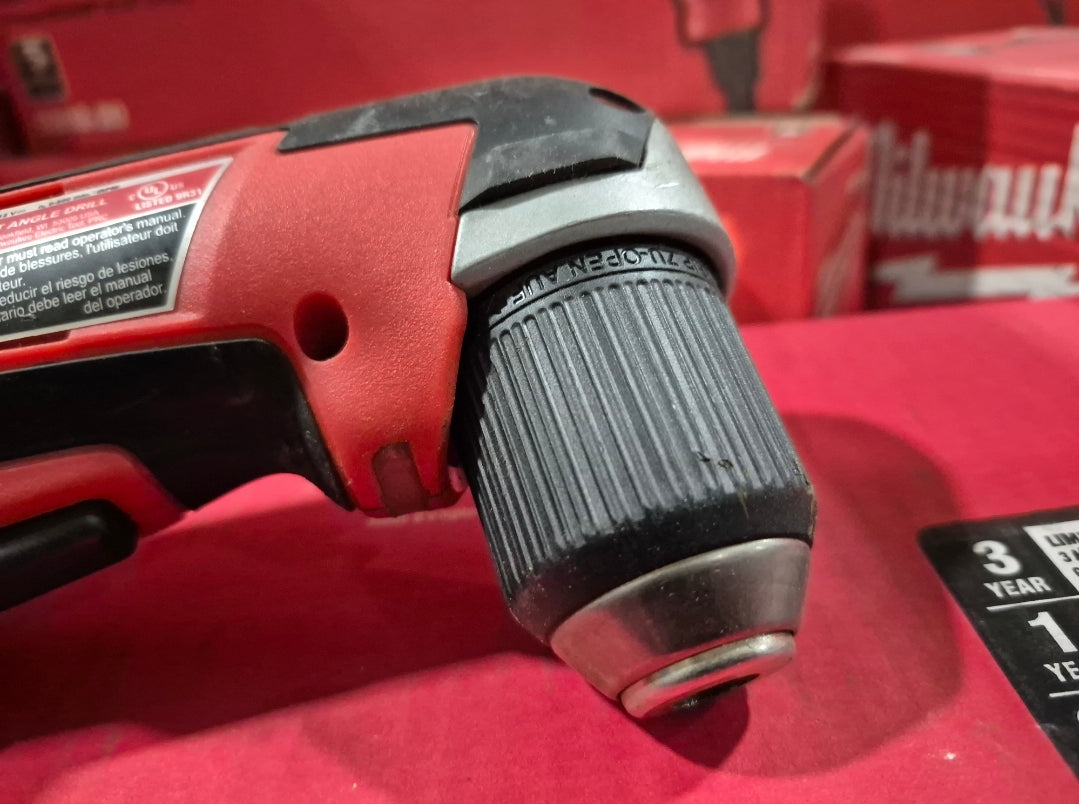 Miwaukee 3/8de keyless chuck m12 12v tool only right angle drill