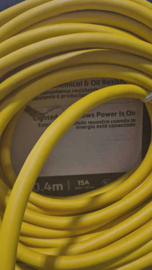 Southwire 1789SW0002 SOUTHWIRE, POLAR SOLAR 10/3 SJEOOW 100' YELLOW OUTDOOR COLD WEATHER EXTE NSION CORD WITH POWER LIGHT INDICATOR