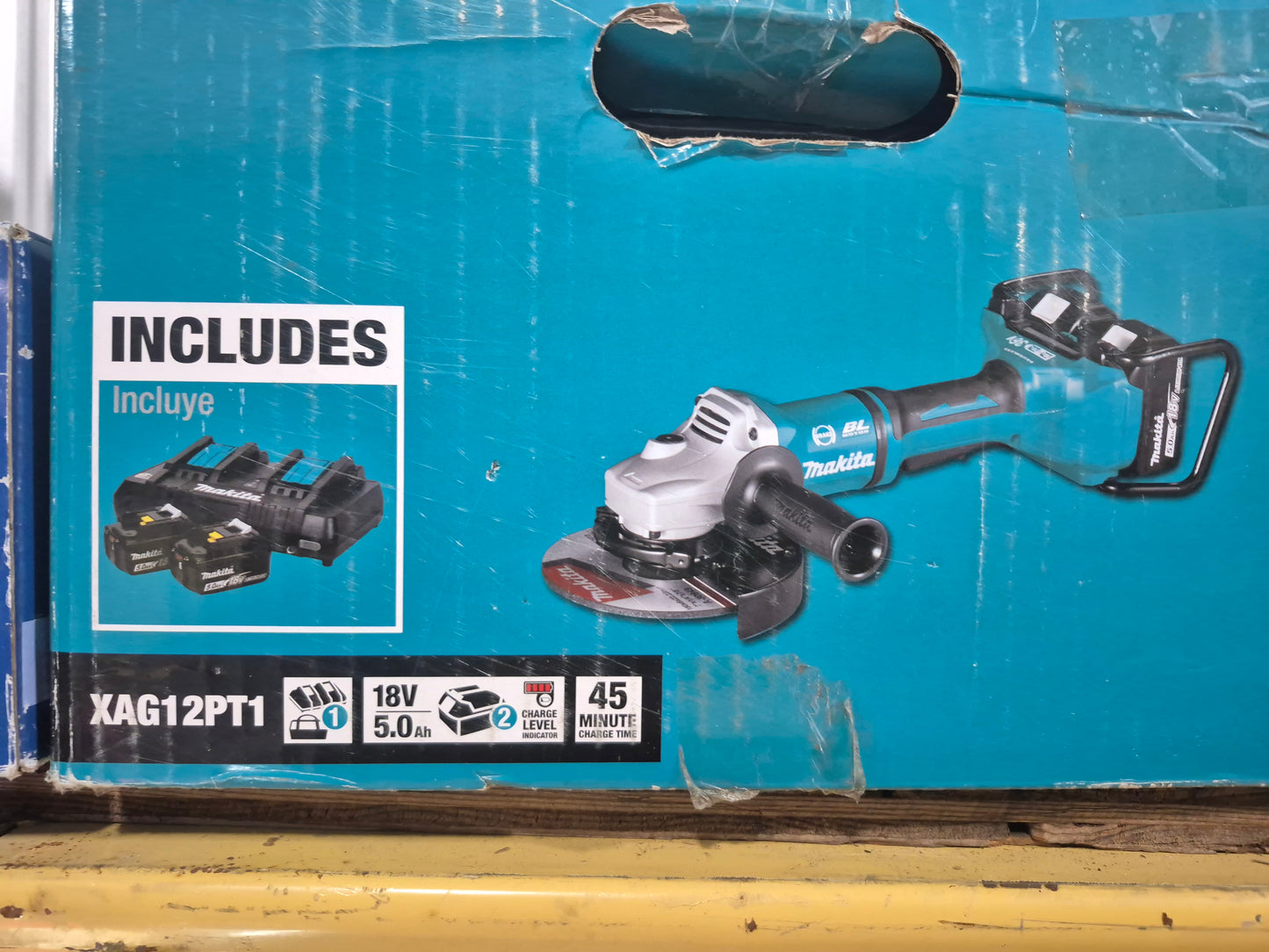 Makita 7" 18VX2 (36V) CORDLESS GRINDER KIT XAG12PT1 2 batteries and dual charger