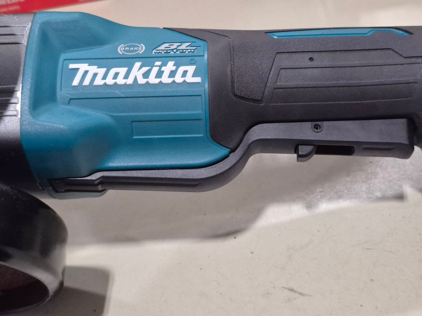 Tool only Makita 40V max XGT® Brushless Cordless 4‑1/2” / 5" Paddle Switch Angle Grinder with Electric Brake
