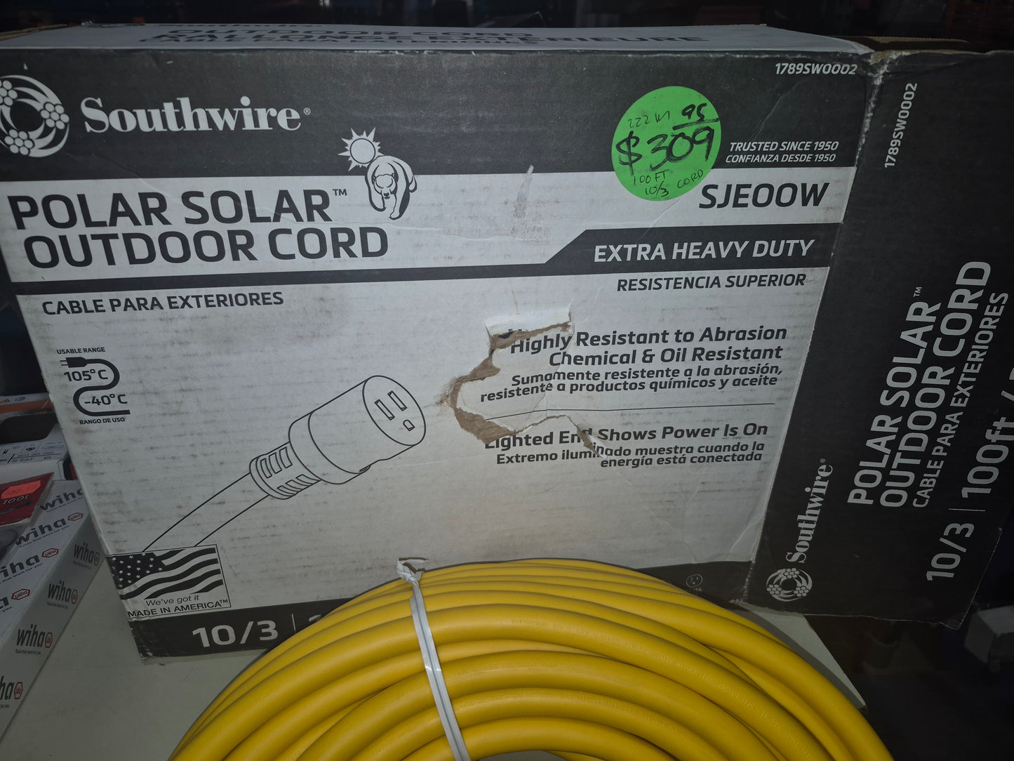 Southwire 1789SW0002 SOUTHWIRE, POLAR SOLAR 10/3 SJEOOW 100' YELLOW OUTDOOR COLD WEATHER EXTE NSION CORD WITH POWER LIGHT INDICATOR