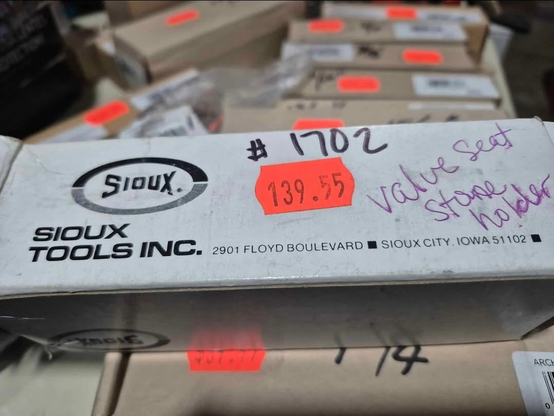 #1702 Valve seat stone holder DIOUX TOOLS INC