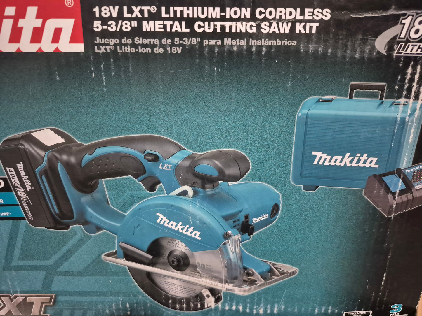 Makita 5-3/8" metal saw kit 18v x2 4.0ah battery, charger and hard case.
